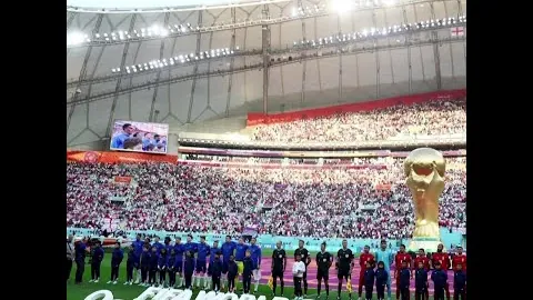 “德约科维奇战胜阿尔卡拉斯晋级半决赛，续写辉煌篇章 —— 央视体育报道”